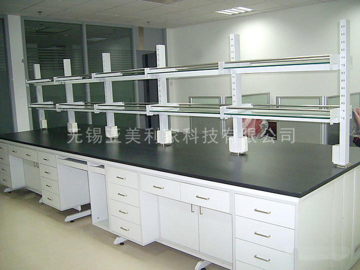 Steel and wood laboratory countertop